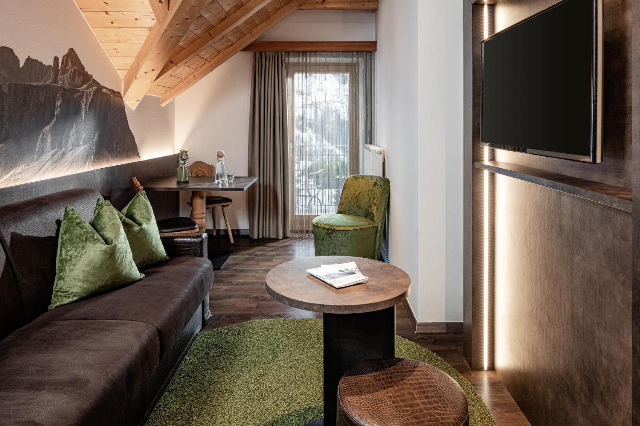 Boutique & Fashion Hotel Maciaconi - Gardenahotels Santa Cristina Val Gardena Bagian luar foto