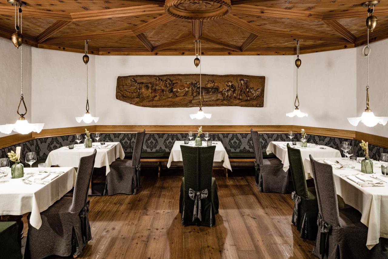 Boutique & Fashion Hotel Maciaconi - Gardenahotels Santa Cristina Val Gardena Bagian luar foto