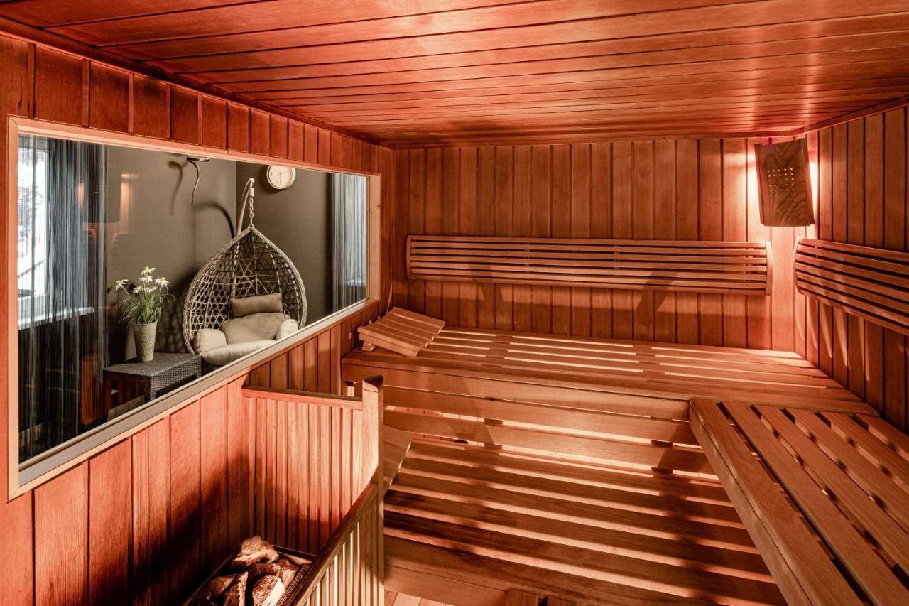 Boutique & Fashion Hotel Maciaconi - Gardenahotels Santa Cristina Val Gardena Bagian luar foto